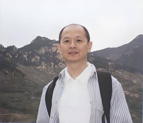 毕宝祥老师的照片，单击鼠标查看大图！